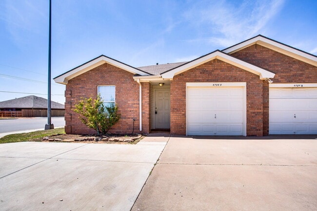 Primary Photo - 9708 Avenue U