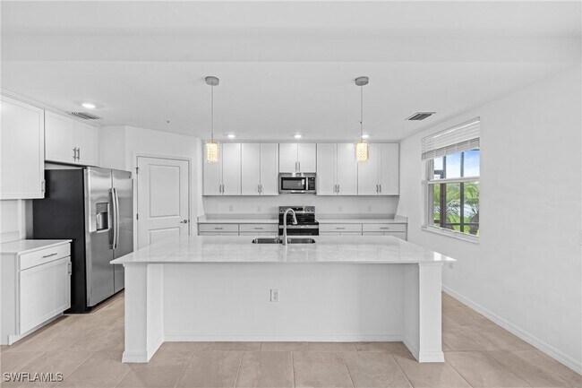 Building Photo - 5674 Melbourne Ct