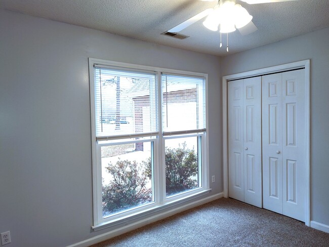 Building Photo - Pristine, Ranch Style Home Located in the Clubview Acres Community in Monroe