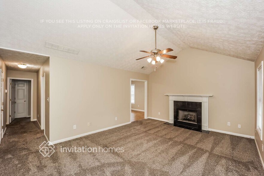 Building Photo - 10 McIntosh Estates Dr