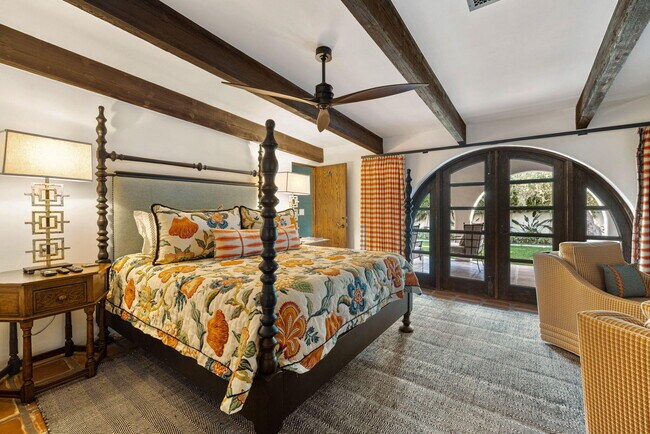 Building Photo - 535 N Belardo Rd