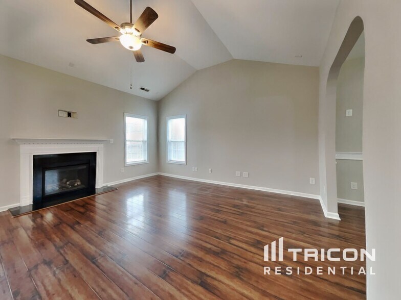 Building Photo - 115 Battery Way