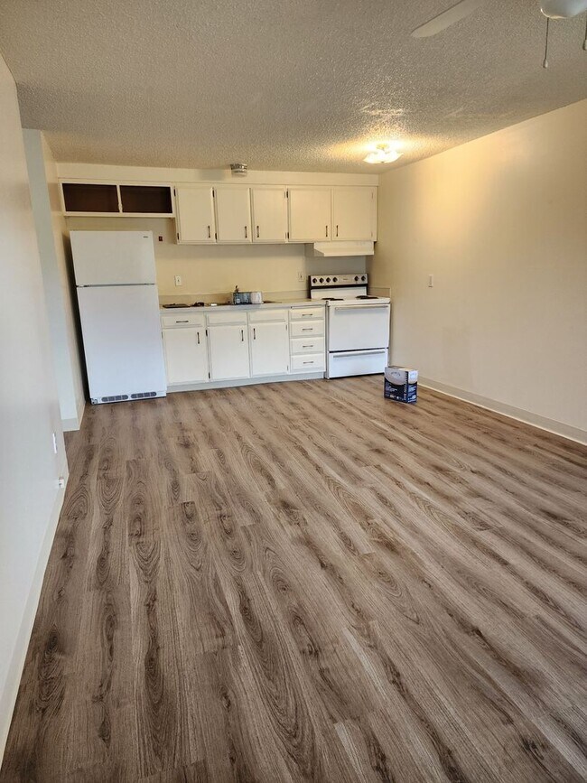 Building Photo - Cozy 1BD/1BA Apartment Near Downtown