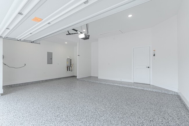 Building Photo - 719 Campbell Xing Ct