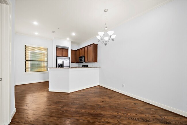 Building Photo - 202 McGowen St