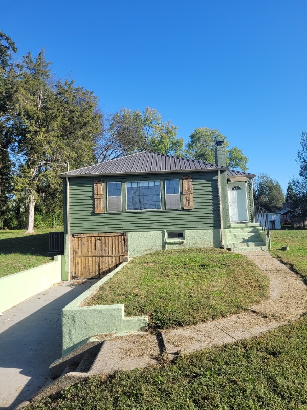 Building Photo - 1501 Tuckaleechee Pike