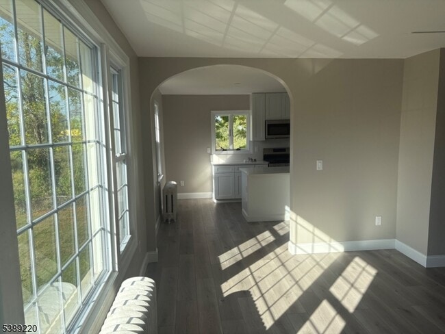 Building Photo - 428 Highland Ave