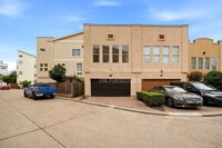 Building Photo - 2323 Sperber Ln