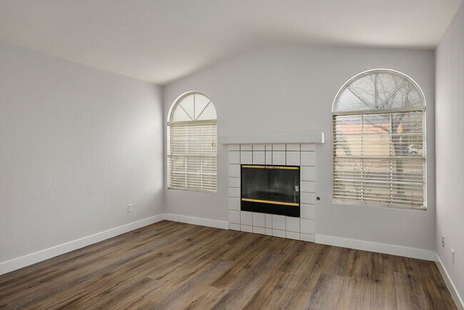 Building Photo - "Charming 3-Bedroom Oasis on Akamine Ave – Spacious 1702 Sq. Ft. with 2 Full Baths!"