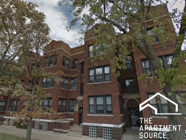 Primary Photo - 4825 N Albany Ave