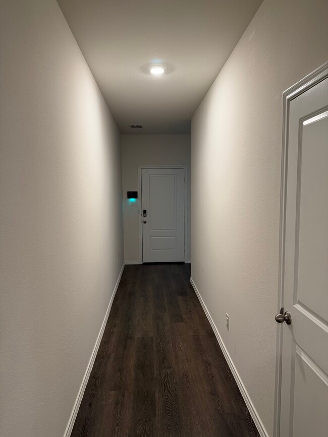 Building Photo - 107 Seabiscuit Rd