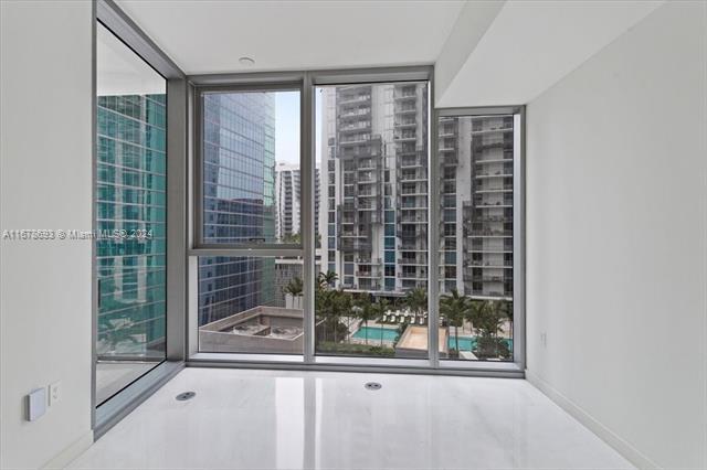 Building Photo - 300 Biscayne Boulevard Way