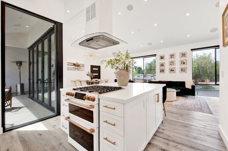 Building Photo - 7824 Shadyspring Dr