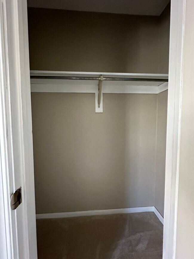 Building Photo - Virginia Beach-Wesleyan Pines Single Famil...