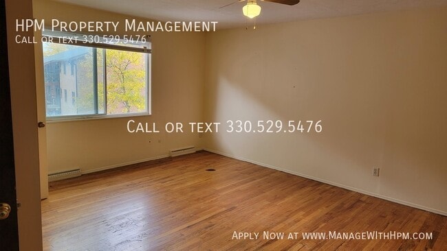 Building Photo - 1688 Karg Dr