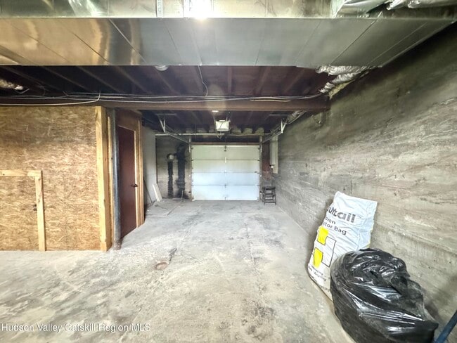 Building Photo - 568 Old Plank Rd
