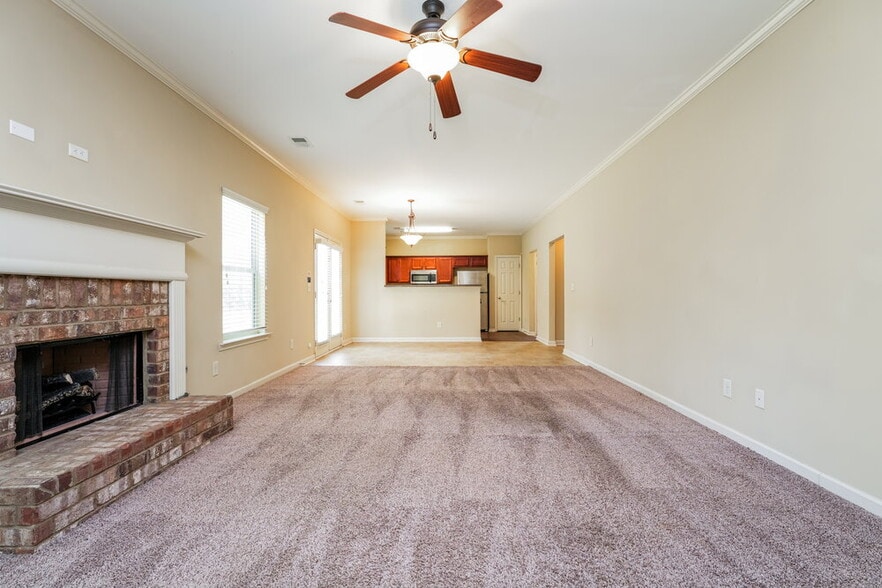 Building Photo - 2115 Malanga Ct