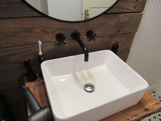 Building Photo - 416 W Montgomery St