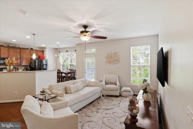 Building Photo - 45758 Winding Branch Terrace