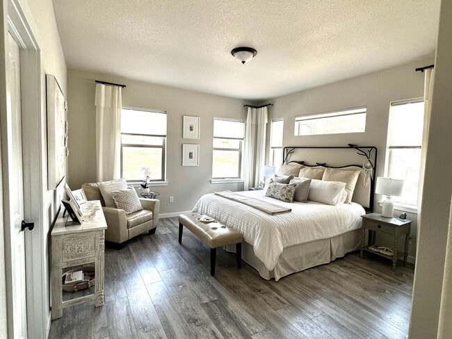 Building Photo - 732 Sage Forest Ln