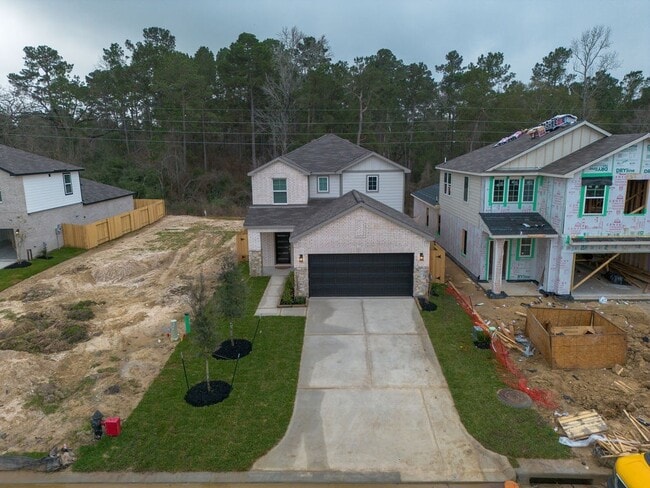 Building Photo - 8015 Heroes Hall Dr