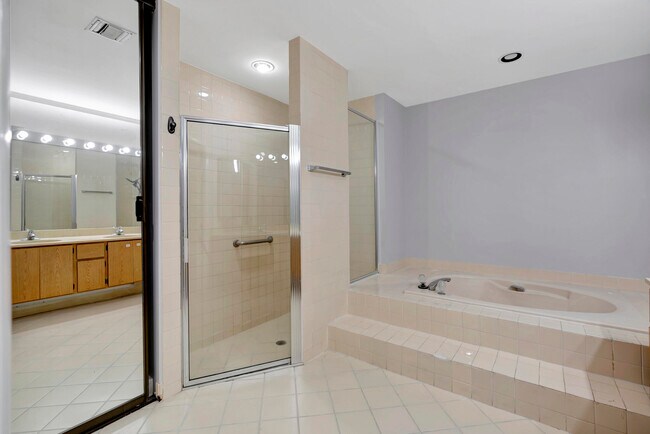 Building Photo - 143 Cape Pointe Cir