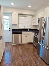 Building Photo - 2354 N Wading River Rd