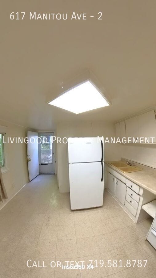 Building Photo - 617 Manitou Ave