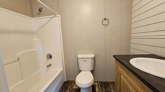 Building Photo - 1912 E Campus St