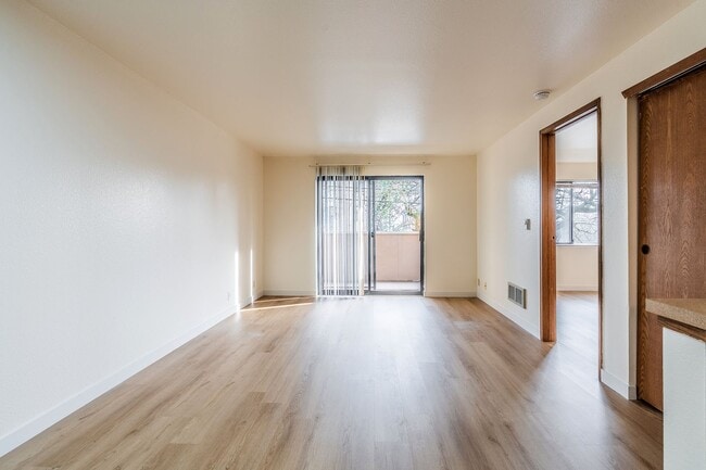 Interior Photo - Park Royal Apartments