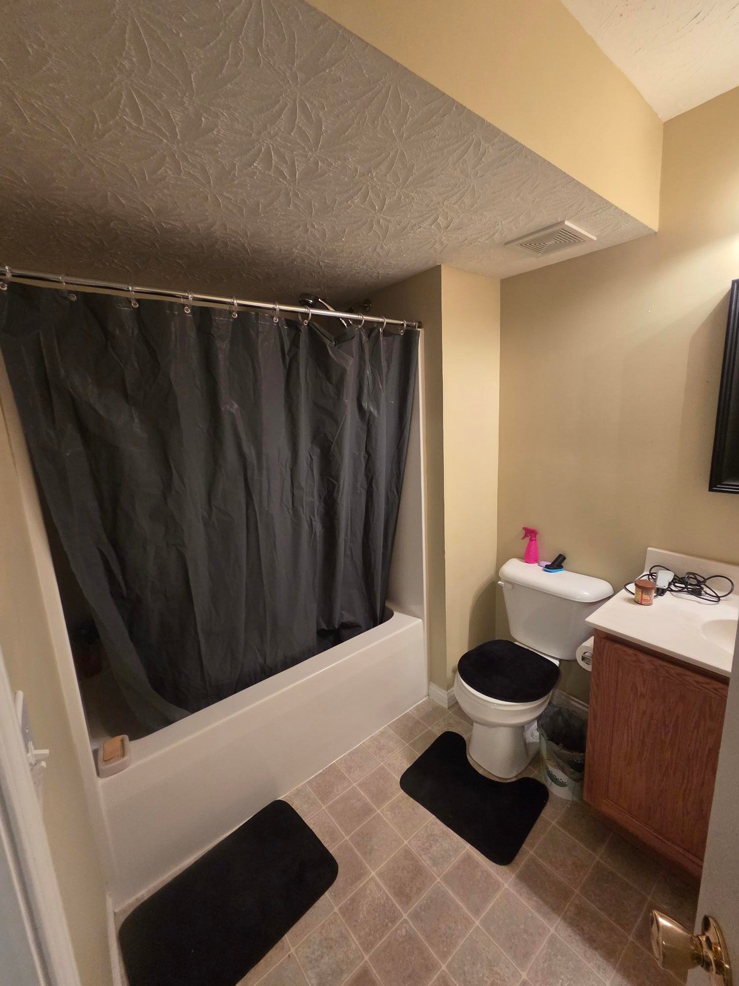 Building Photo - 575 Rosebud Cir