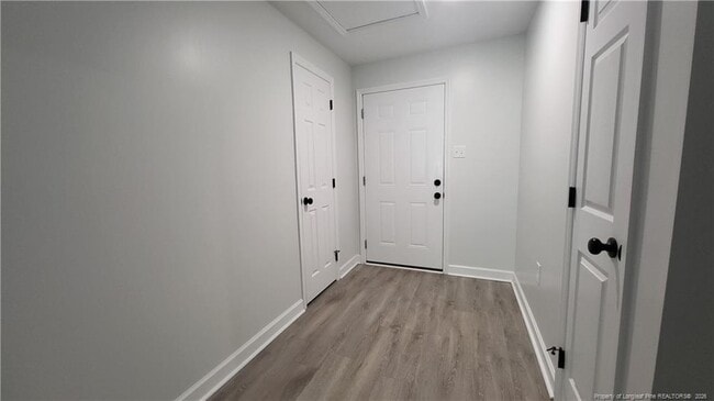 Building Photo - 580 Hiawatha Rd