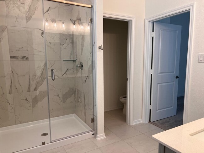 Building Photo - 126 W Coralburst Lp