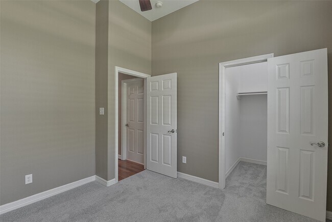 Building Photo - 3960 Farm to Market 1960 Rd E