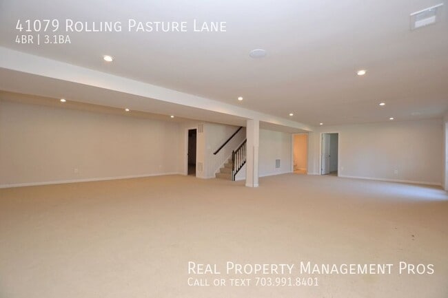 Building Photo - 41079 Rolling Pasture Ln