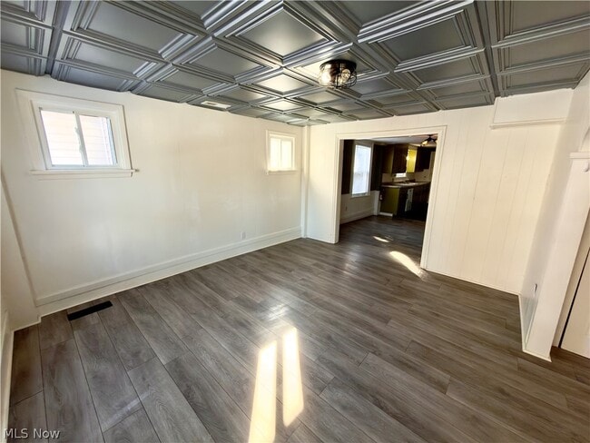 Building Photo - 142 Beaver Ct