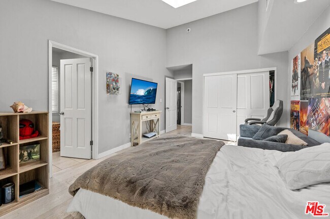 Building Photo - 3614 Malibu Country Dr