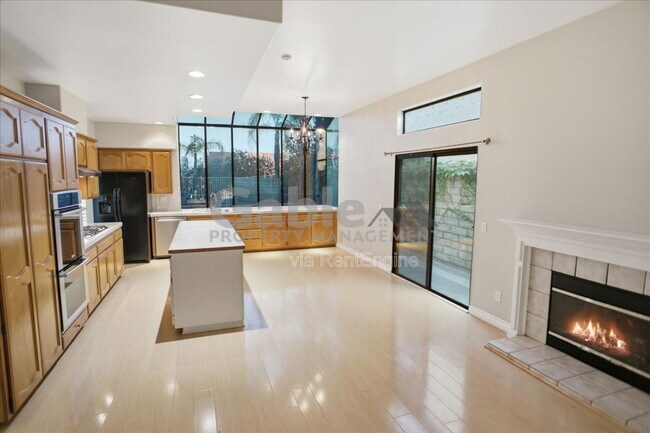 Building Photo - 25344 Irving Ln
