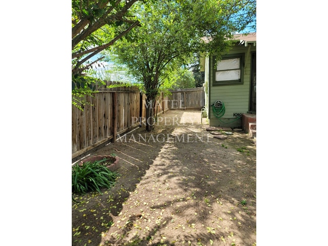 Building Photo - No Deposit