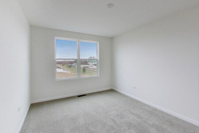 Building Photo - 2240 Bent Grass Wy