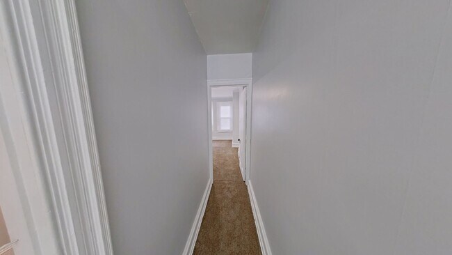 Building Photo - 2304 N Smedley St