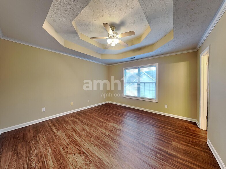 Building Photo - 5135 Thorin Oak Cir