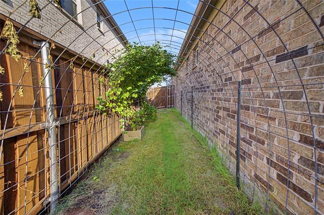 Building Photo - 6862 Mistley Park