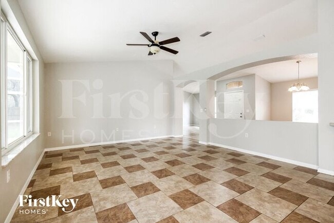 Building Photo - 10709 Deepbrook Dr