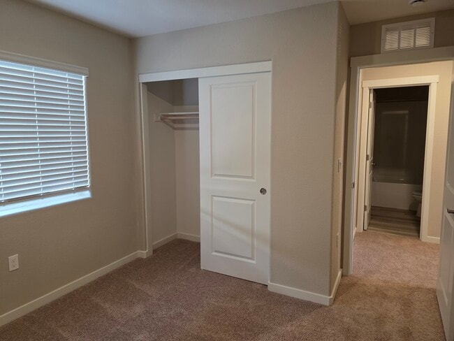 Building Photo - 2954 Pulp Ml Ln