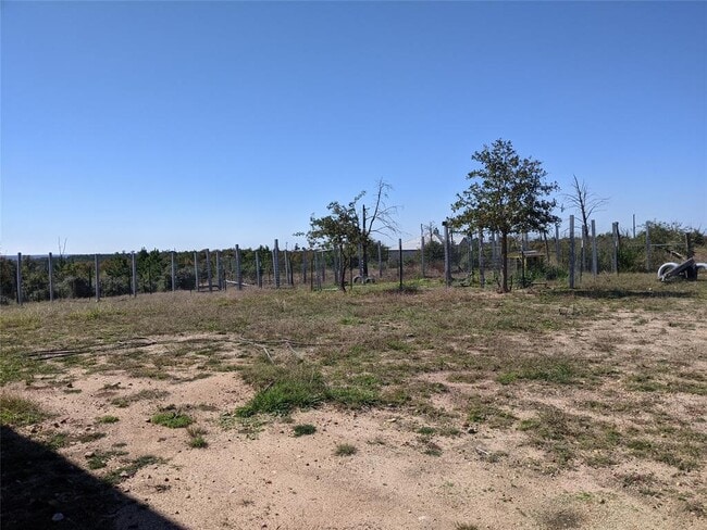 Building Photo - 143 Spring Hollow Trail