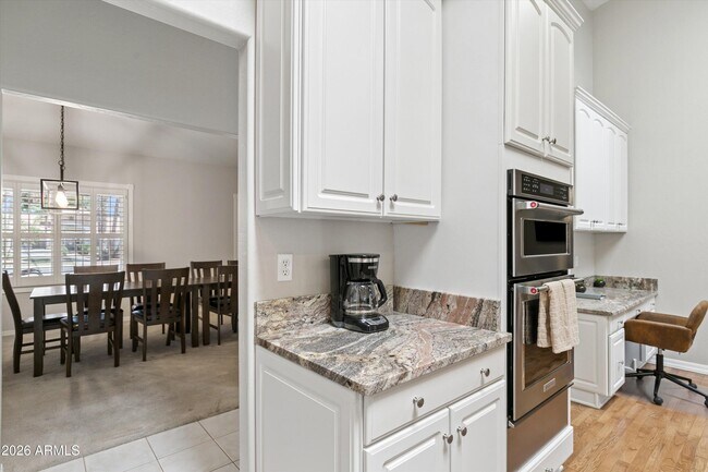 Building Photo - 8611 W Foothill Dr