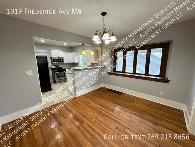 Building Photo - 1019 Frederick Ave NW