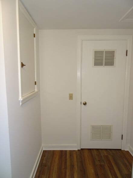 utility room - 833 S Cory St