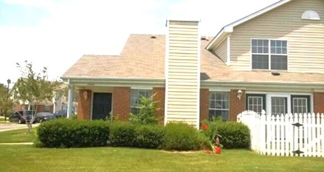 Building Photo - 2 bedroom/2 bathroom- Westgate at Williamsburg